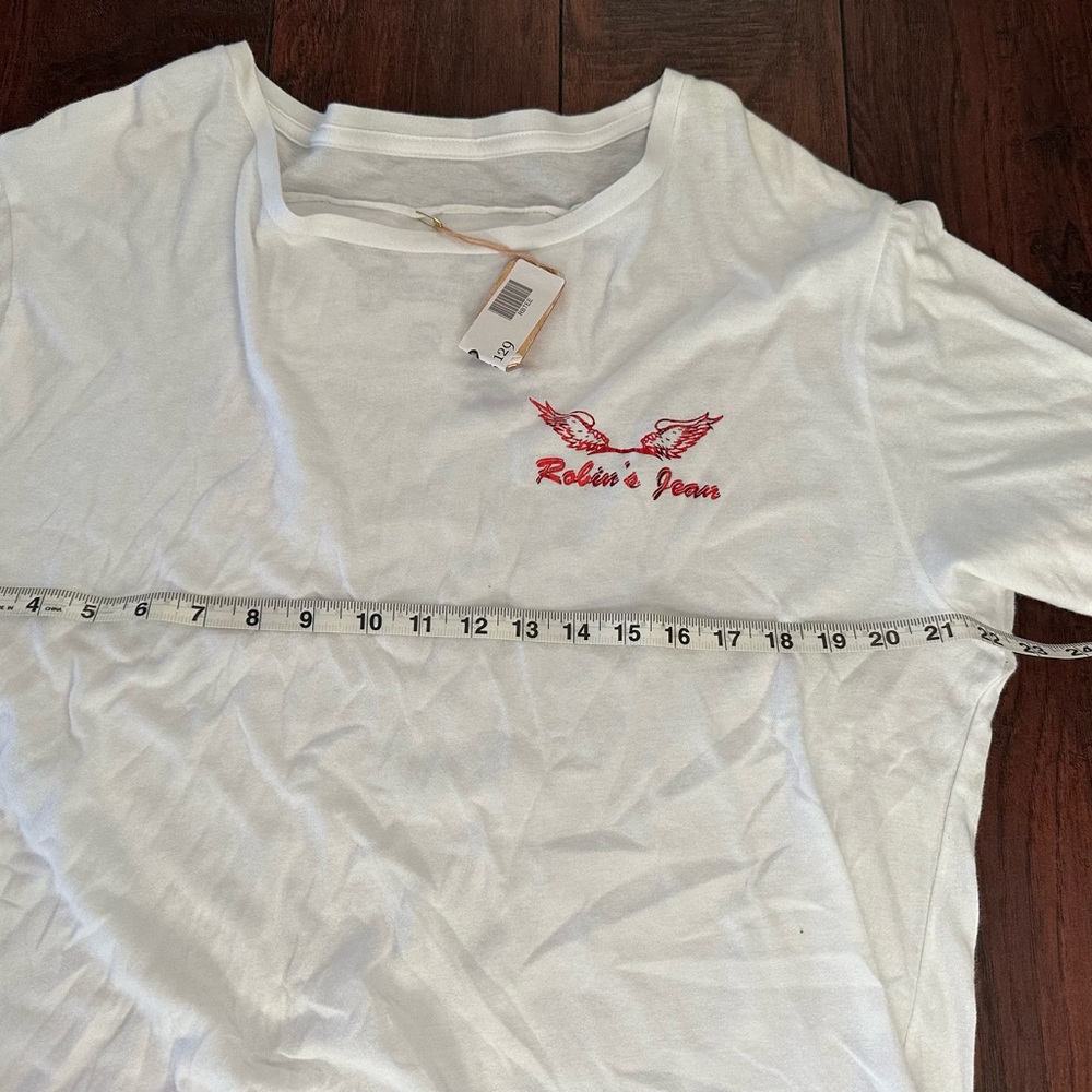 Robin’s jean shirt size 3xl all white with red wings - Picture 5 of 5
